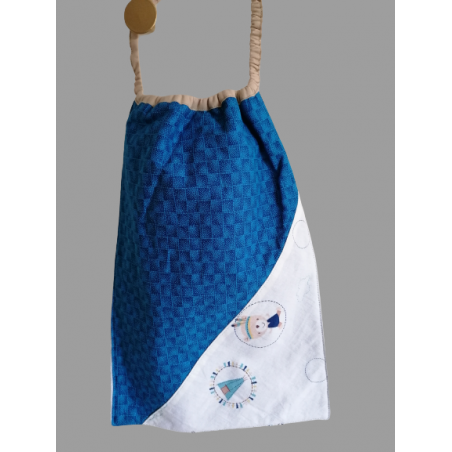 Bavoir élastique pour enfant