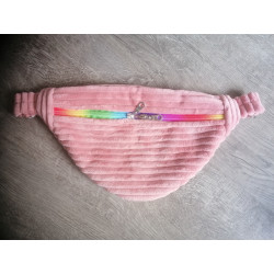 Sac banane en velours côtelé de couleur rose