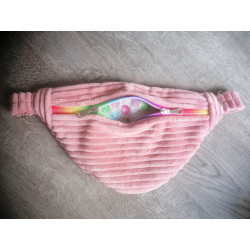 Sac banane en velours côtelé rose